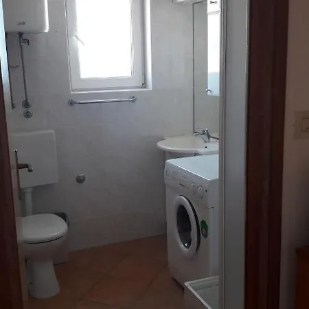 Bacvar 32 * Kali